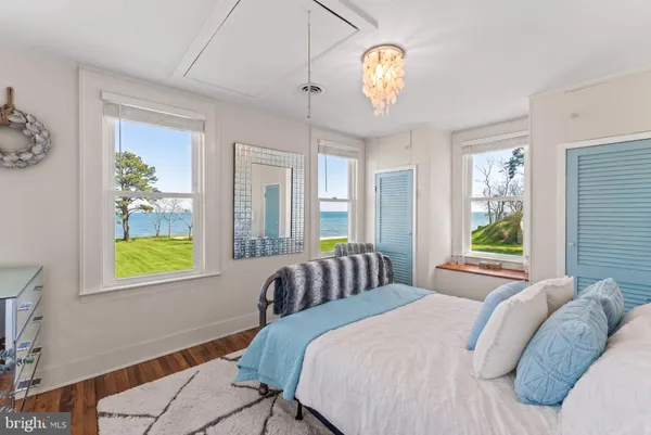 $2,750,000 | 522 Felton Road, Deltaville, VA 23043