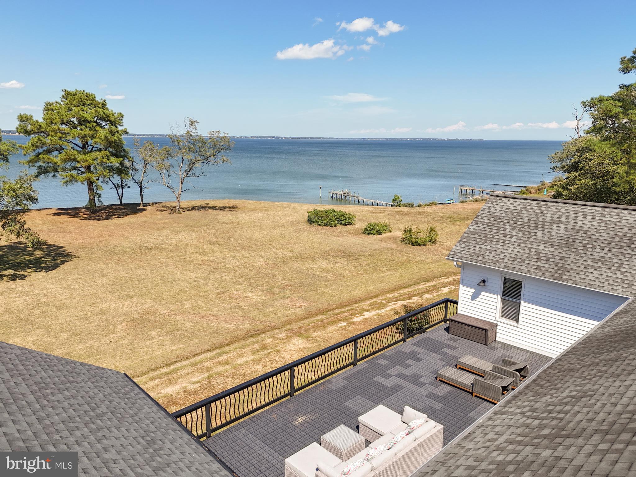 522 Felton Road Deltaville, VA 23043 - Photo 5 of 48