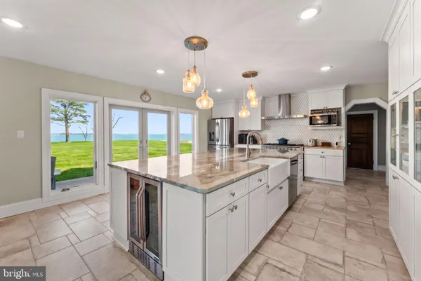 $2,750,000 | 522 Felton Road, Deltaville, VA 23043