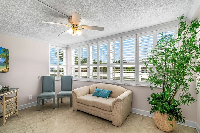 $399,000 | 1536 Ocean Drive, Unit 202B, Vero Beach, FL 32963