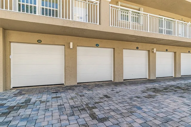 $399,000 | 1536 Ocean Drive, Unit 202B, Vero Beach, FL 32963