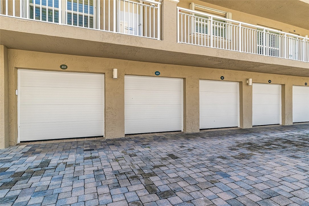 1536 Ocean Drive, Unit 202B Vero Beach, FL 32963 - Photo 21 of 22