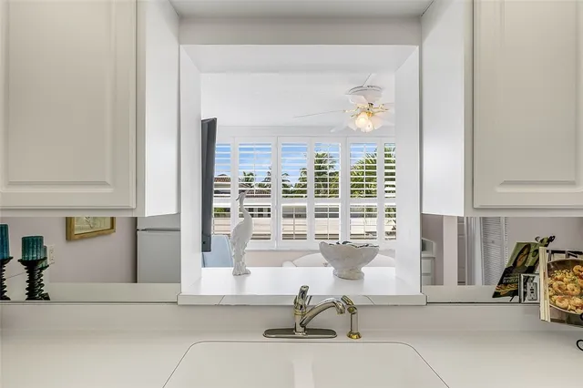 $399,000 | 1536 Ocean Drive, Unit 202B, Vero Beach, FL 32963