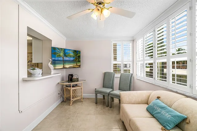$399,000 | 1536 Ocean Drive, Unit 202B, Vero Beach, FL 32963