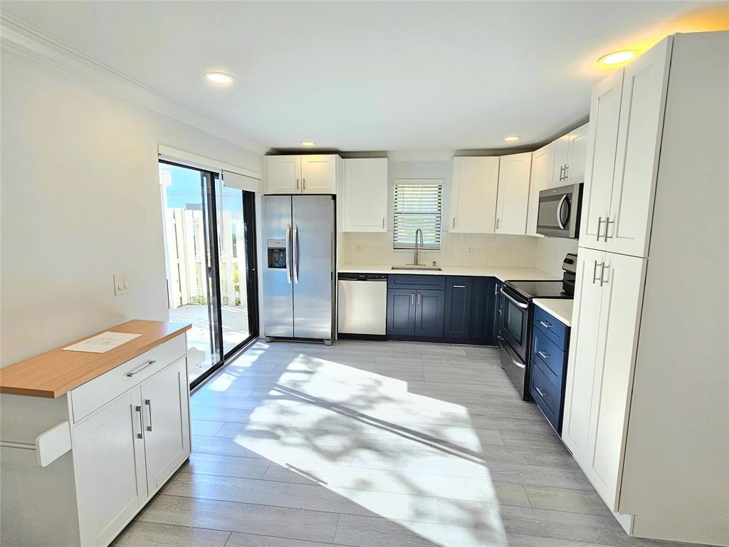 3132 Southwest 20th Terrace, Unit 12C Delray Beach, FL 33445 - Photo 5 of 30