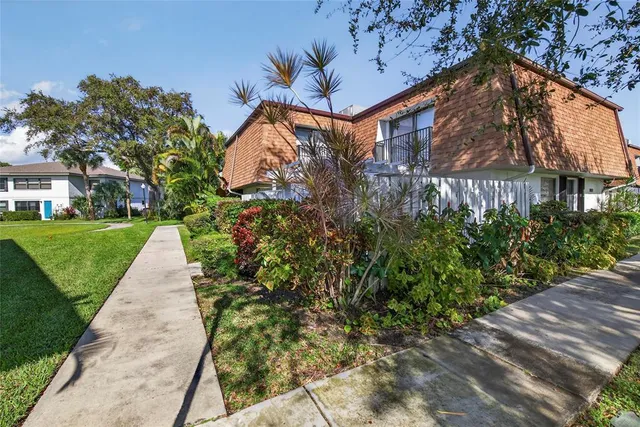 $2,600 | 3132 Southwest 20th Terrace, Unit 12C, Delray Beach, FL 33445