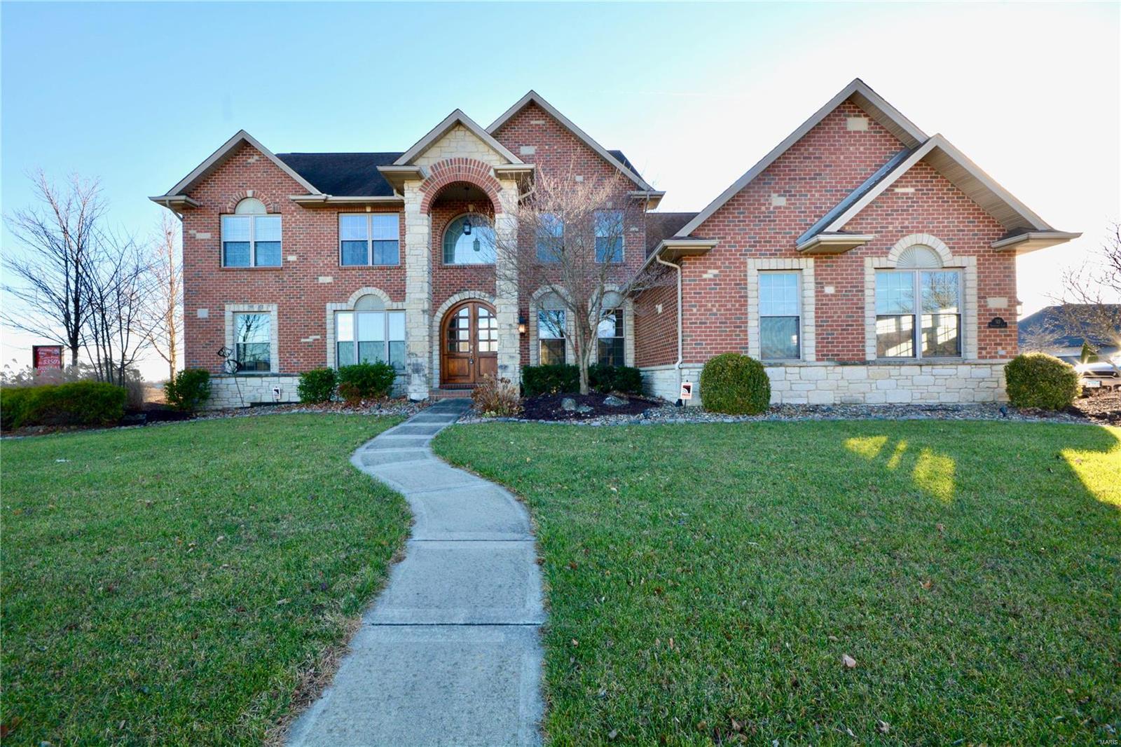 513 Torchlight Lane Lebanon, IL 62254 - Photo 1 of 63