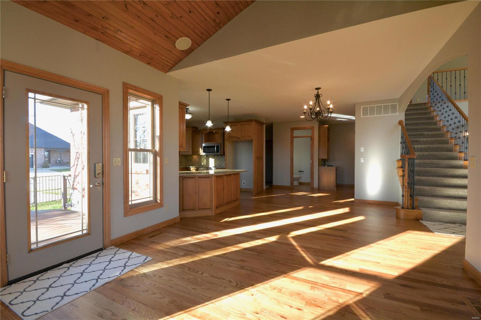 513 Torchlight Lane Lebanon, IL 62254 - Photo 16 of 63