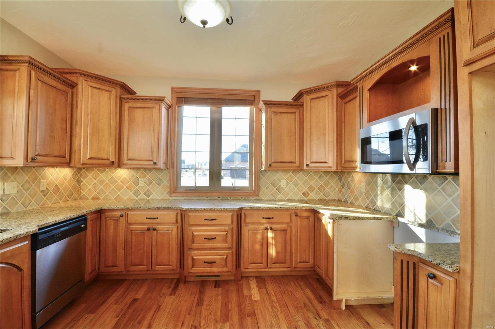 513 Torchlight Lane Lebanon, IL 62254 - Photo 22 of 63