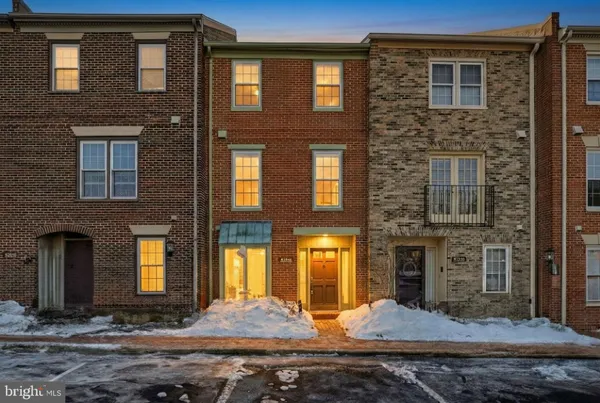 $3,875 | 6701 Washington Boulevard, Unit E, Arlington, VA 22205