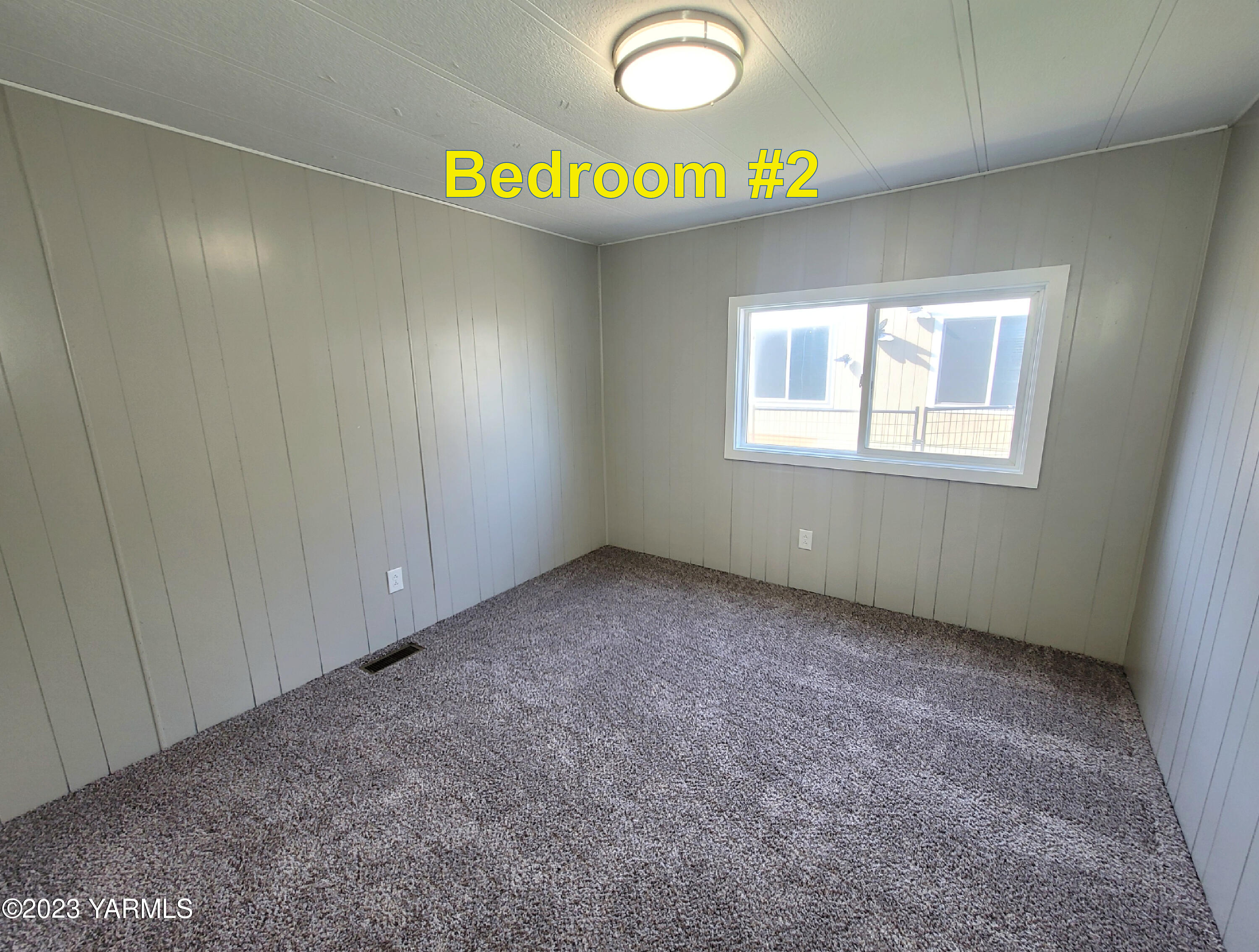 3005 Castlevale Road, Unit 50 Yakima, WA 98902 - Photo 12 of 16 a view of an empty room