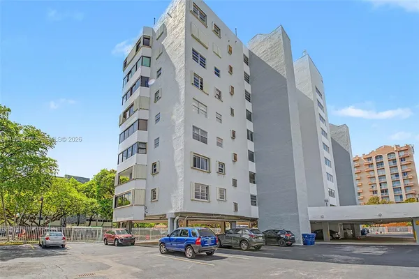 $2,200 | 2950 Southwest 3rd Avenue, Unit 3B, Miami, FL 33129