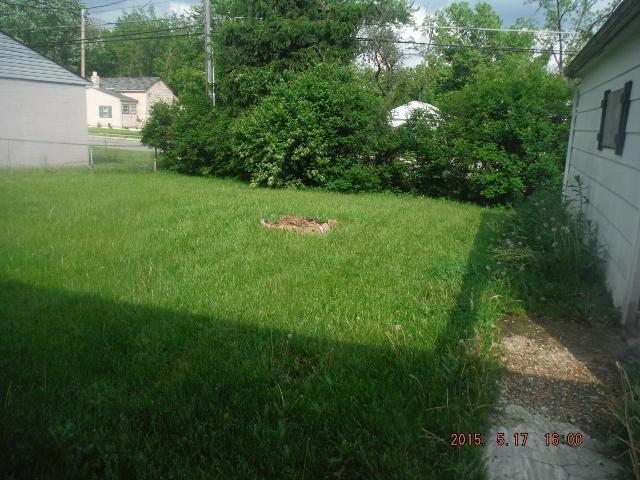 456 Lombard Road Columbus, OH 43228 - Photo 9 of 10