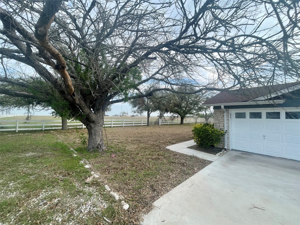 12154 New Sweden Church Road Manor, TX 78653 - Photo 25 of 40