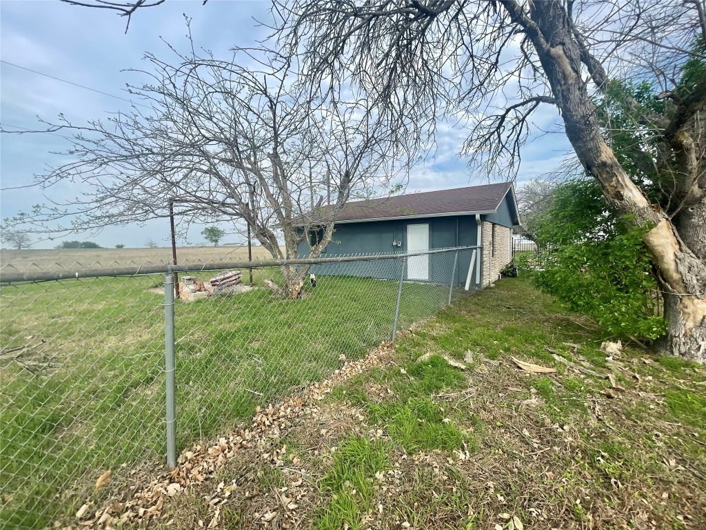 12154 New Sweden Church Road Manor, TX 78653 - Photo 27 of 40