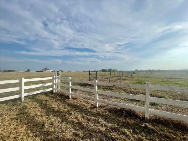 $2,200,100 | 12154 New Sweden Church Road, Manor, TX 78653