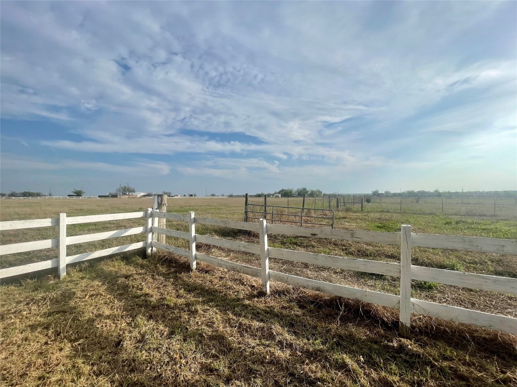 12154 New Sweden Church Road Manor, TX 78653 - Photo 30 of 40