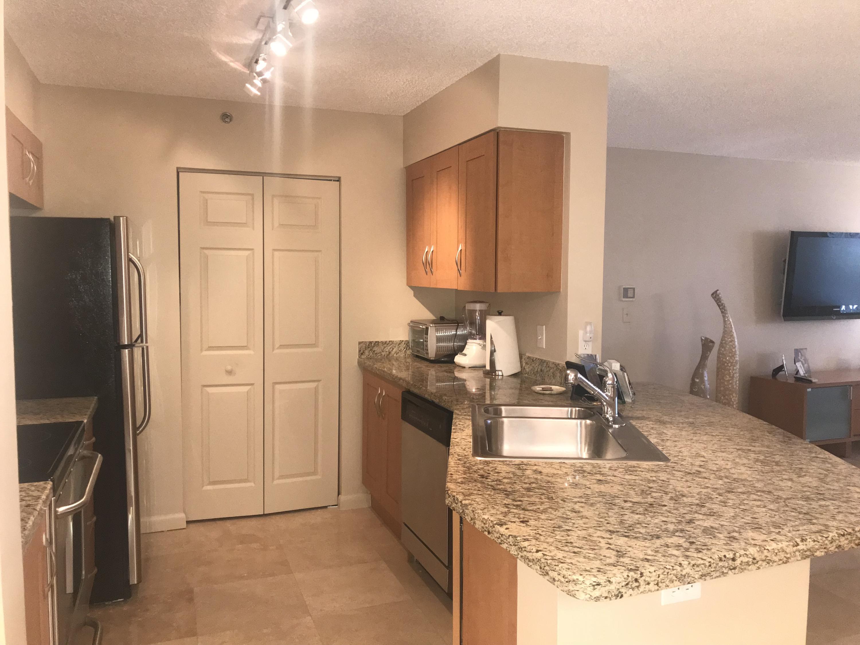 3151 Clint Moore Road, Unit 103 Boca Raton, FL 33496 - Photo 5 of 33 Kitchen