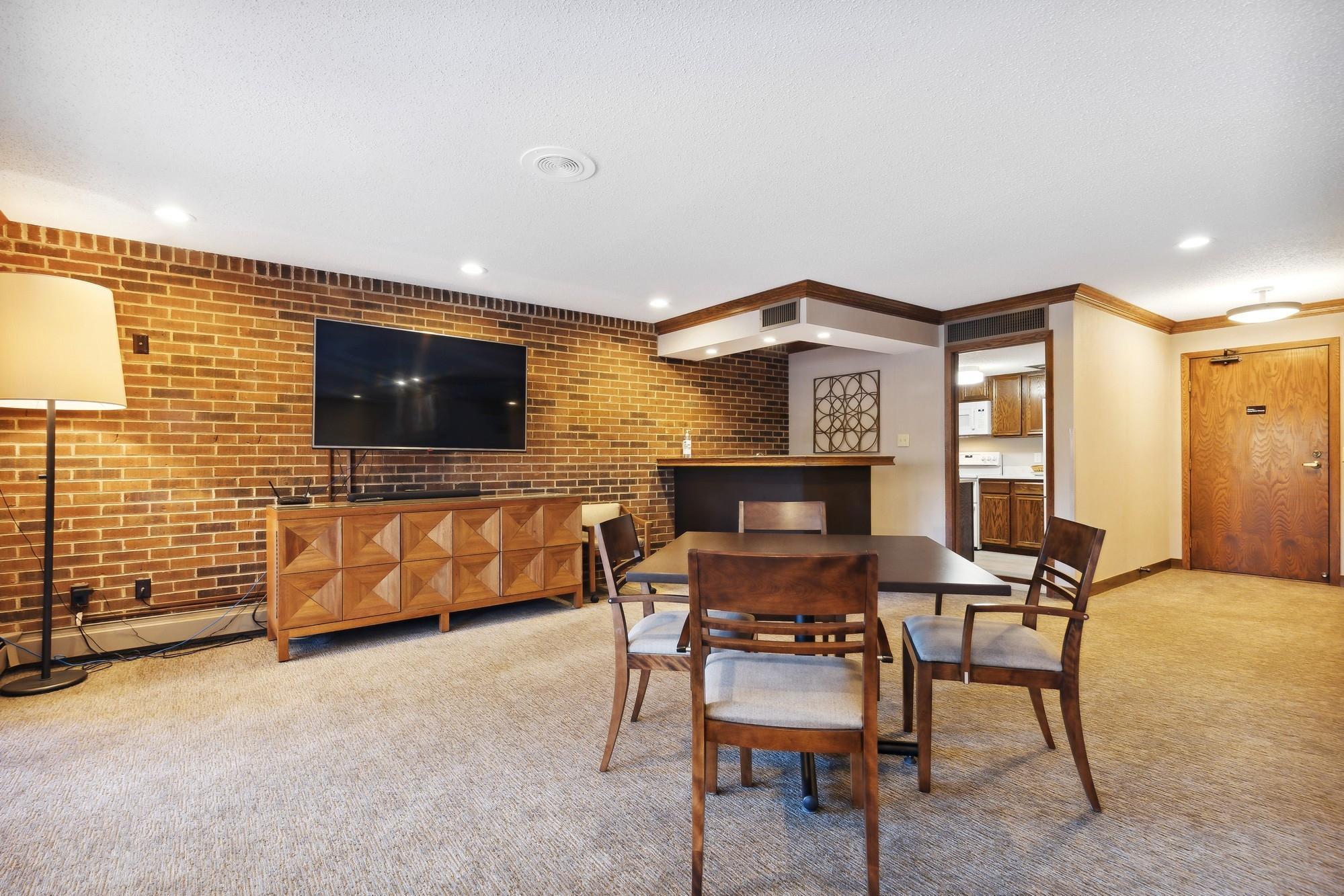5601 Dewey Hill Road, Unit 115 Edina, MN 55439 - Photo 54 of 85 Gallery Image 54