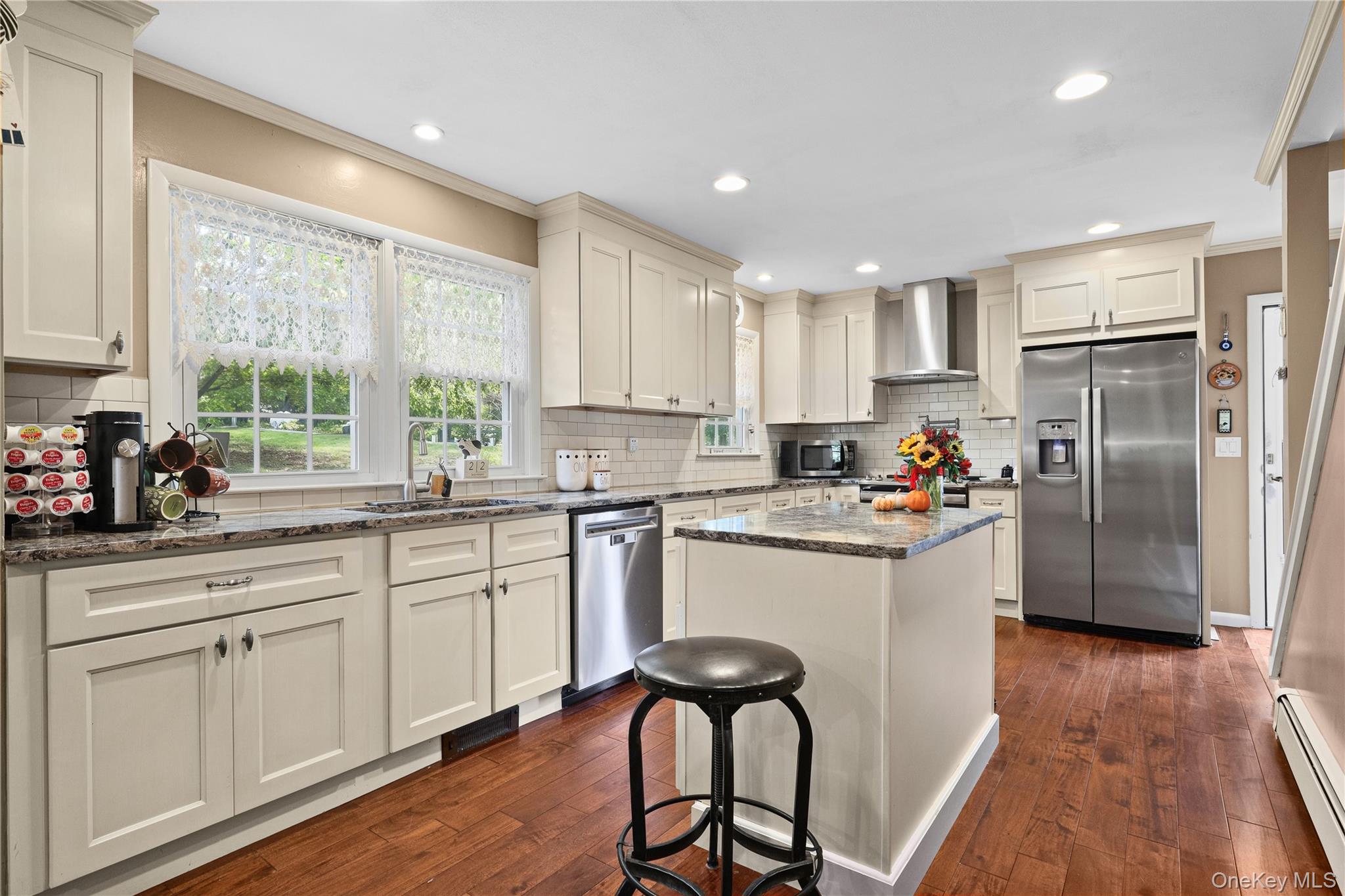 33 Nevins Road Mahopac, NY 10541 - Photo 3 of 31 Gallery Image 3