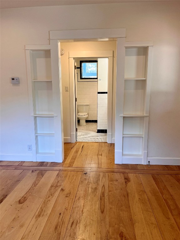 2209 East 18th Street, Unit A Austin, TX 78702 - Photo 22 of 35 Built in shelving.