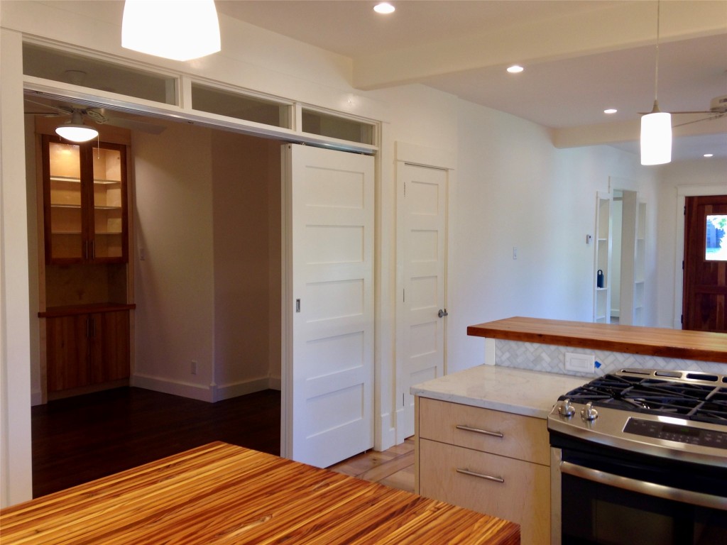 2209 East 18th Street, Unit A Austin, TX 78702 - Photo 24 of 35