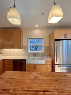 $3,450 | 2209 East 18th Street, Unit A, Austin, TX 78702