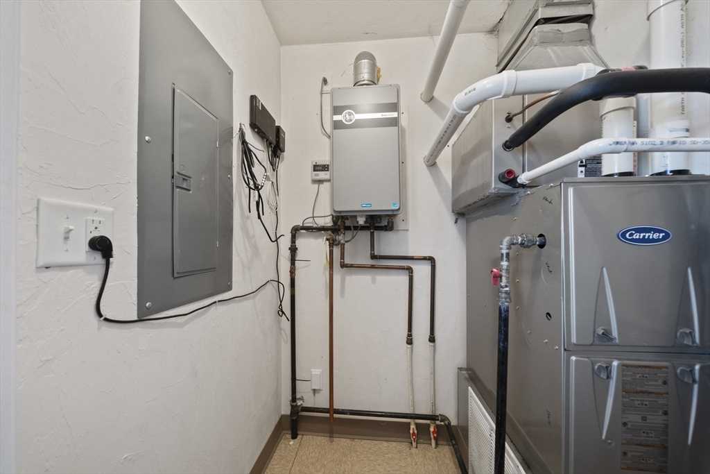 4-6 Sunnyside Street Boston, MA 02136 - Photo 16 of 29