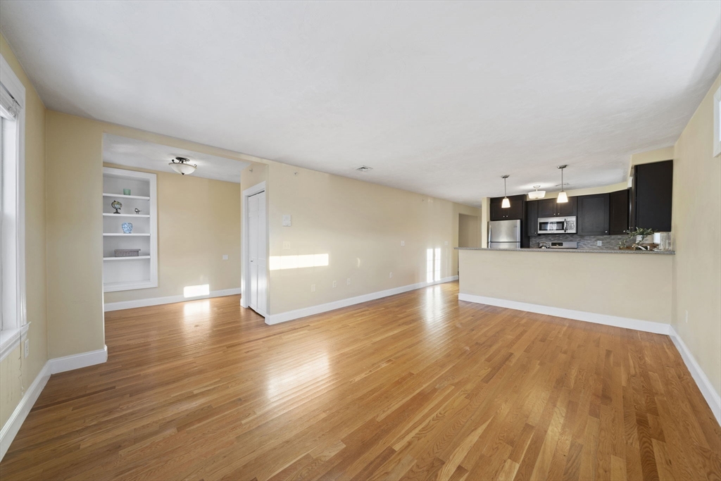 4-6 Sunnyside Street Boston, MA 02136 - Photo 2 of 29