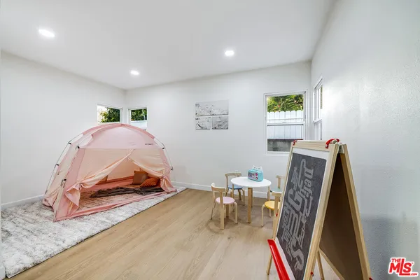 $1,595,000 | 1207 West Orange Grove Avenue, Burbank, CA 91506