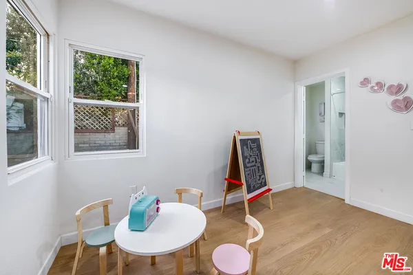$1,595,000 | 1207 West Orange Grove Avenue, Burbank, CA 91506