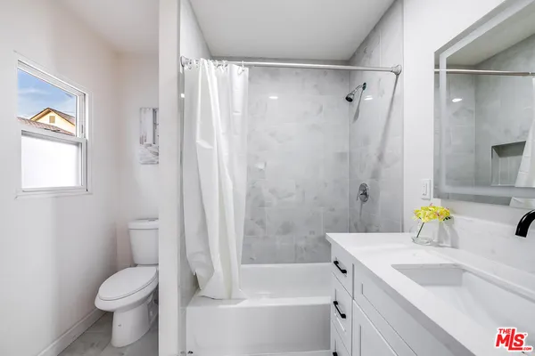 $1,595,000 | 1207 West Orange Grove Avenue, Burbank, CA 91506
