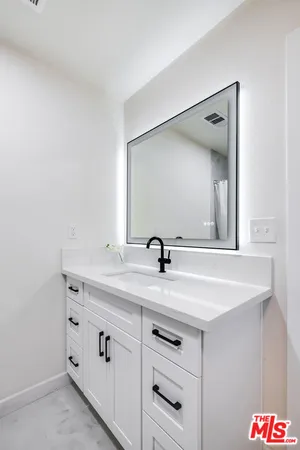 $1,595,000 | 1207 West Orange Grove Avenue, Burbank, CA 91506