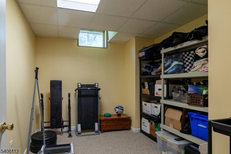 9 Wayside Lane Lebanon, NJ 08833 - Photo 28 of 40 a view of walk in closet