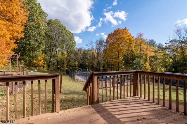 $750,000 | 9 Wayside Lane, Lebanon, NJ 08833