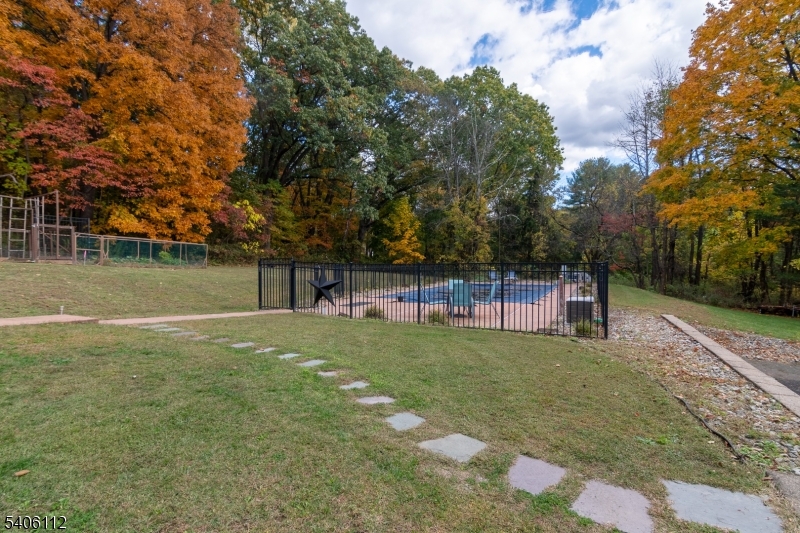 9 Wayside Lane Lebanon, NJ 08833 - Photo 38 of 40 a backyard of a house with lots of green space