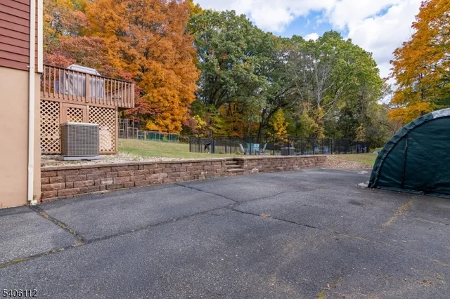 $750,000 | 9 Wayside Lane, Lebanon, NJ 08833