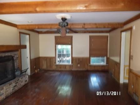 1535 Appleby Road Inverness, IL 60067 - Photo 11 of 16