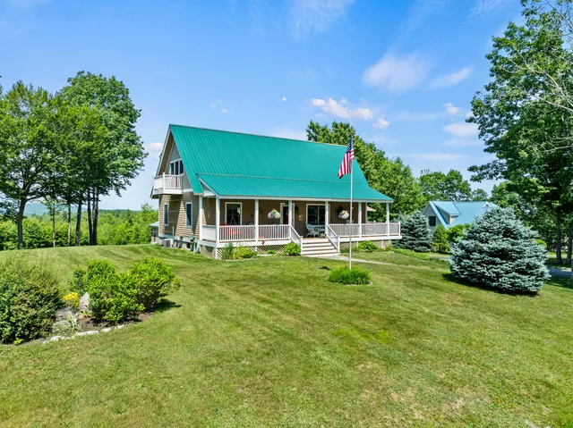 $748,000 | 144 Kezar Heights, Bridgton, ME 04009