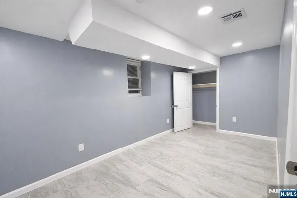 $2,990 | 413 South 16th Street, Unit 1, Newark, NJ 07103