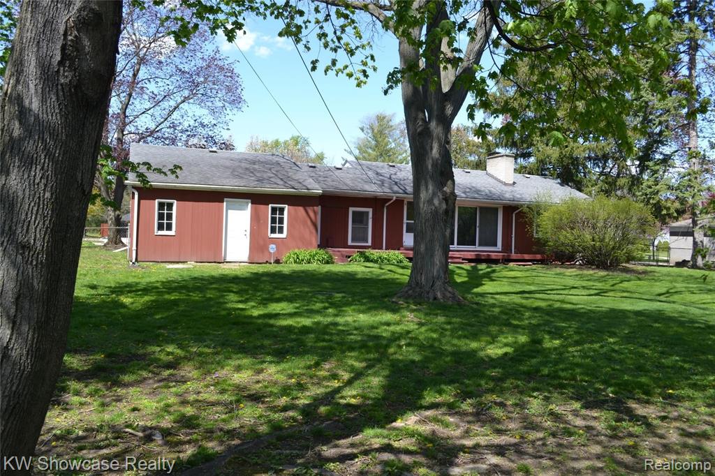 1528 East Maple Road Birmingham, MI 48009 - Photo 2 of 22