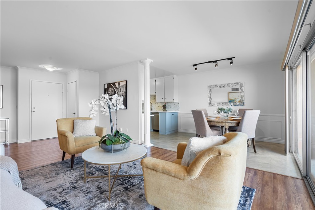 2468 Mohawk Street, Unit 202 Pasadena, CA 91107 - Photo 15 of 29 a living room with furniture a table and chair