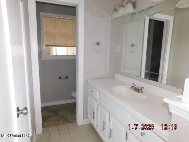 $1,900 | 8278 Lakeshore Drive West, Southaven, MS 38671