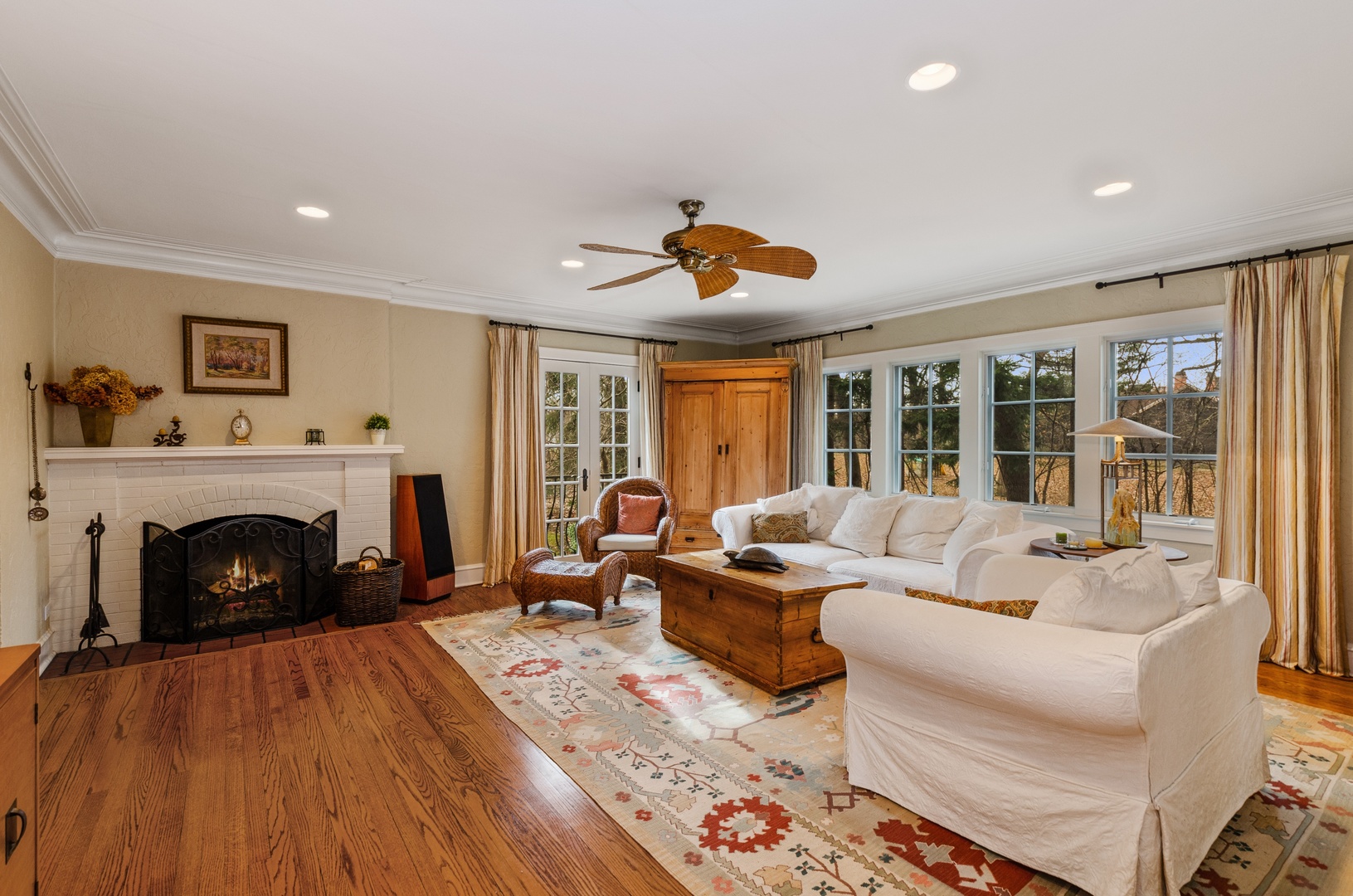 1360 Ridge Road Highland Park, IL 60035 - Photo 5 of 34