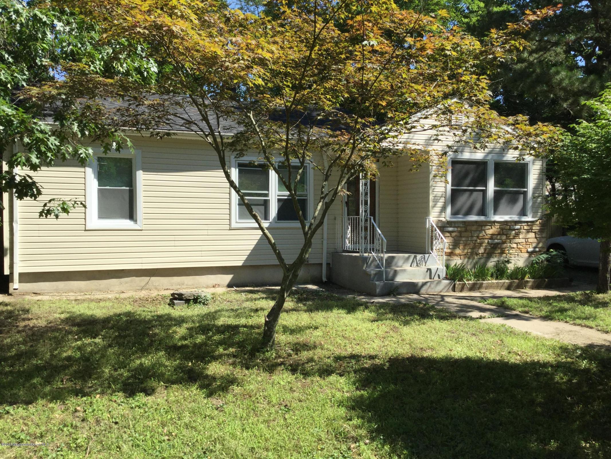 12 Lepky Avenue Cream Ridge, NJ 08514 - Photo 1 of 13 image