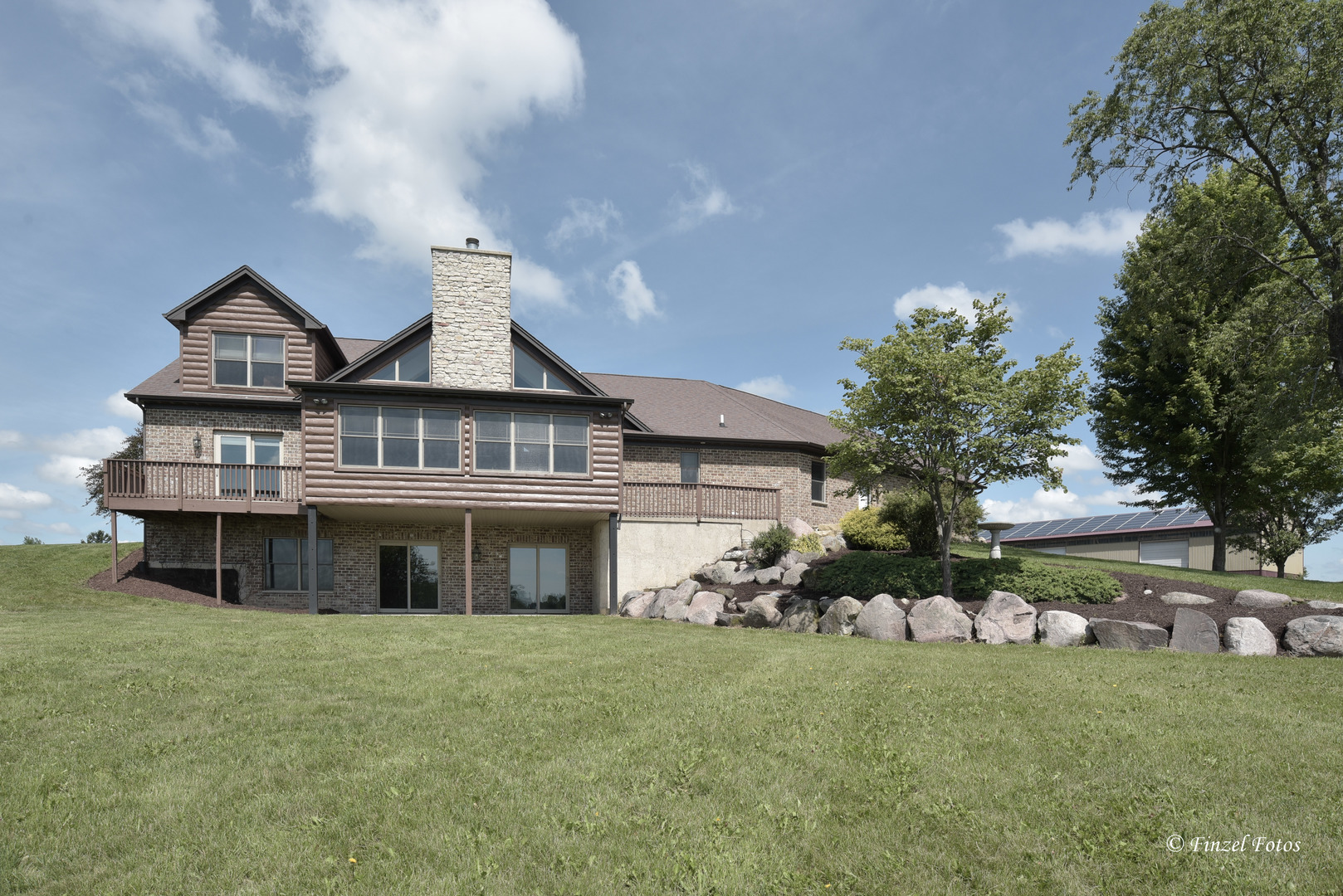12505 Beaverton Road Poplar Grove, IL 61065 - Photo 2 of 36