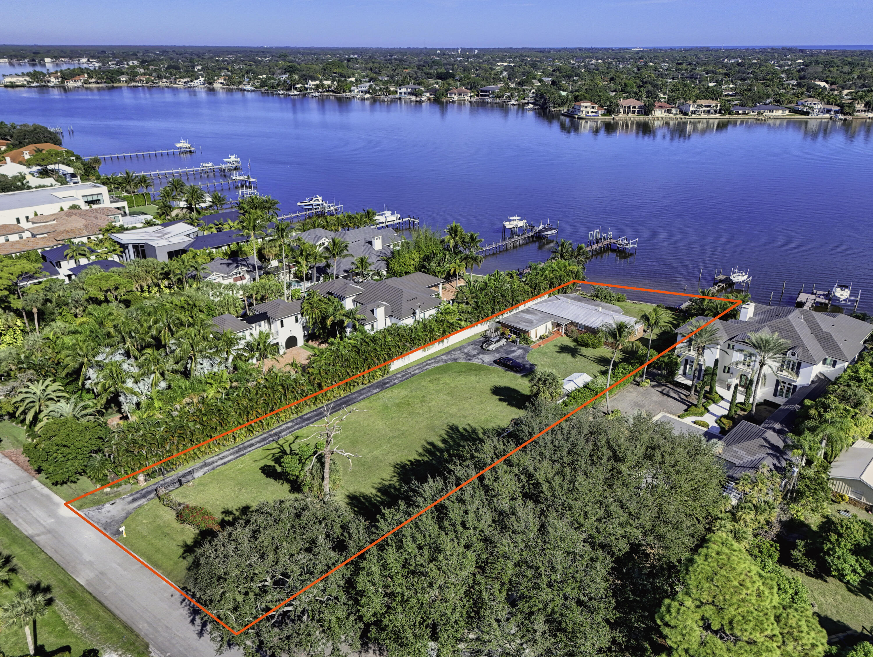 5297 Pennock Point Road Jupiter, FL 33458 - Photo 11 of 26 DJI_20251212105125_0132_D-2