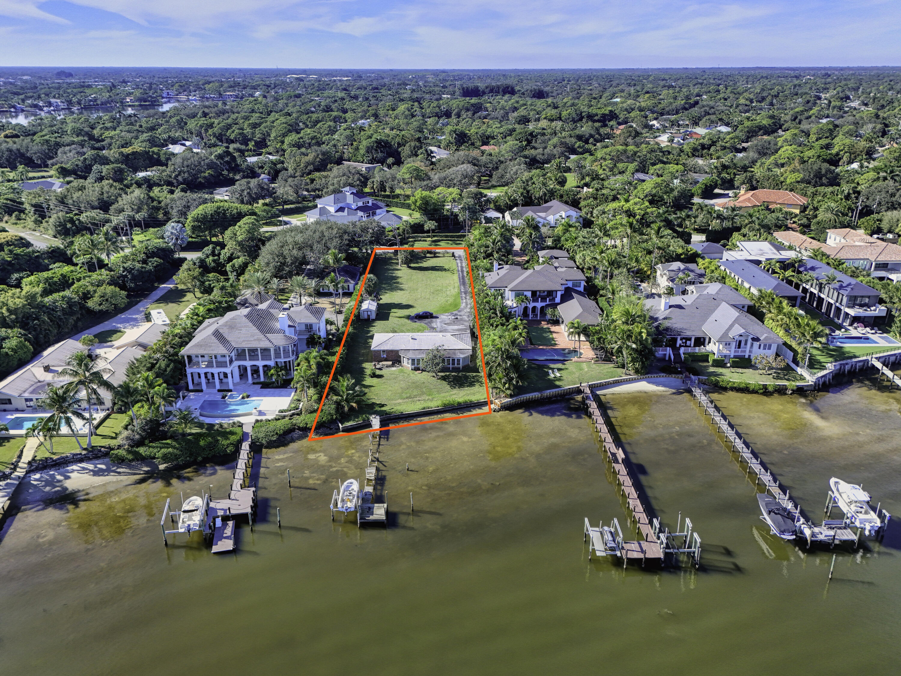 5297 Pennock Point Road Jupiter, FL 33458 - Photo 13 of 26 DJI_20251212104906_0087_D-2