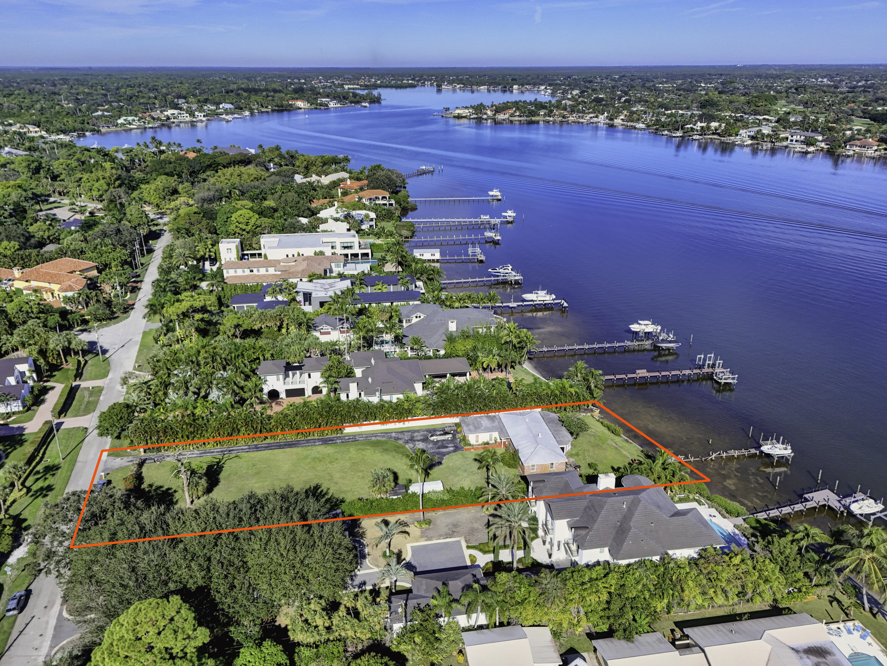 5297 Pennock Point Road Jupiter, FL 33458 - Photo 16 of 26 DJI_20251212104712_0047_D-2