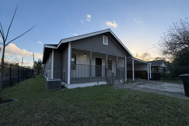 $1,800 | 8226 Harding Street, Houston, TX 77012